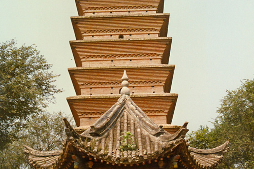 Qiyun Pagode