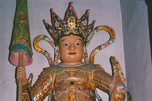 Figur im Jade Buddha Tempel in Shanghai