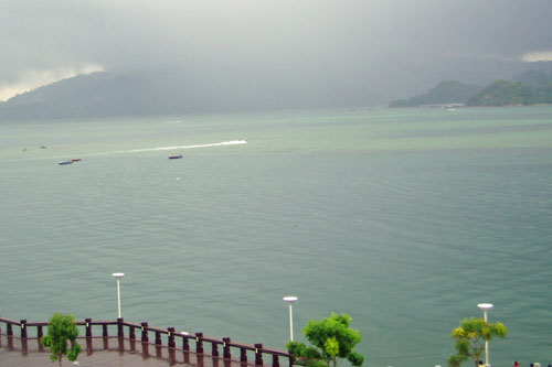 Blick vom Balkon des Hyatt Hotel in Kota Kinabalu