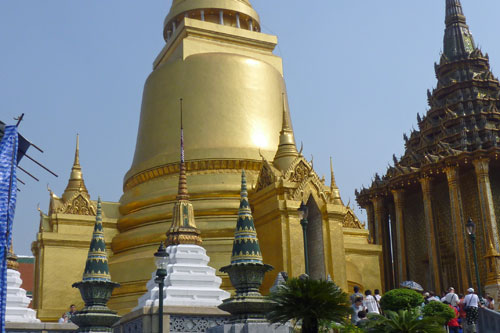 Phra Si Ratana Chedi