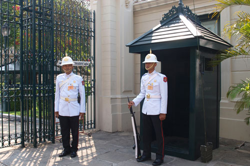 am Eingang zum Grand Palace
