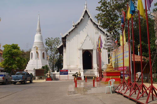 im Wat Sao Thong Thong