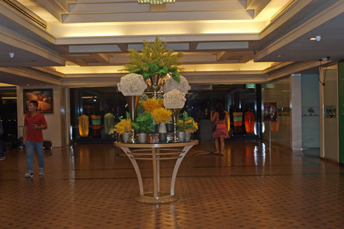Lobby im Royal River