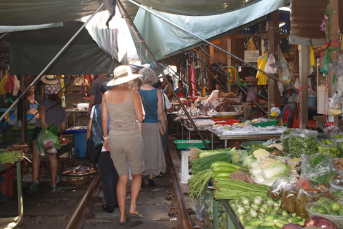 auf dem Markt von Maeklong