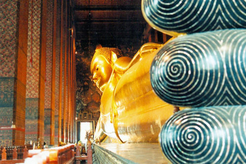 Buddha im Wat Po in Bangkok