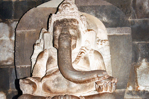 Ganesha im Tempel in Prambanam