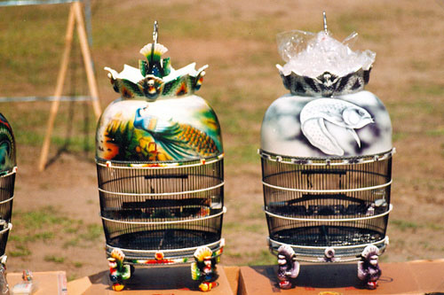 Vogelgesangswettbewerb bei den Tempeln in Prambanam