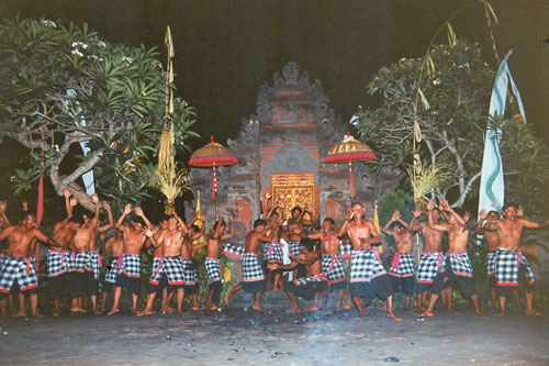 Sanghyang Tanz