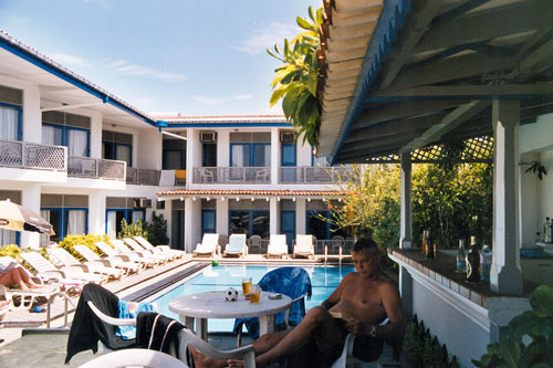 Coral Sands Hotel