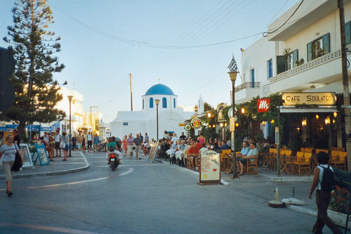 Platia Protodikiou in Naxos Stadt