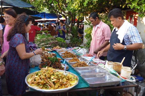 Markt an der Charansanitwong Road