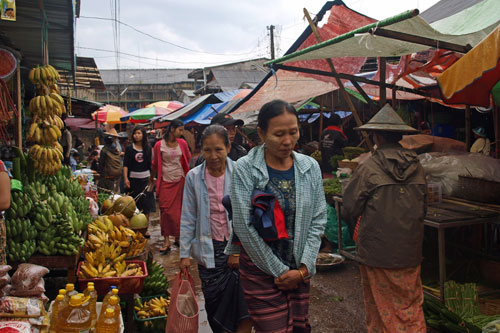 Markt in Hpa An