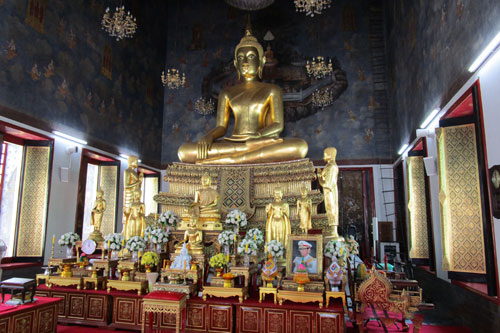 im Ubosot des Wat Ratchanadaram Worawihan