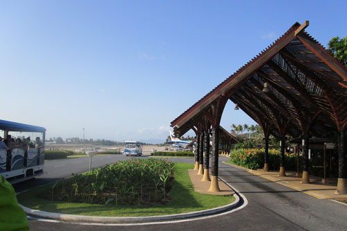Ankunft auf dem Flughafen in Ko Samui