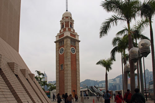 Uhrturm am Star Ferry Pier in Tsim Sha Tsui
