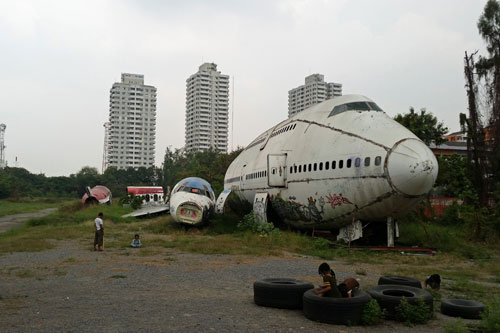 Flugzeugfriedhof in Bang Kapi