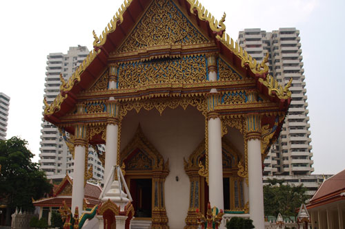 im Wat Sribunreung