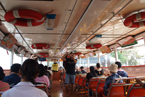 im Expressboot Richtung Nonthaburi