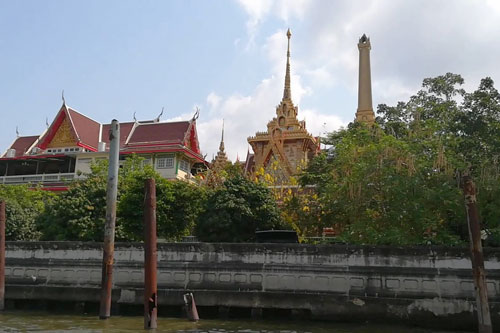 Wat Soi Thong in Bang Sue
