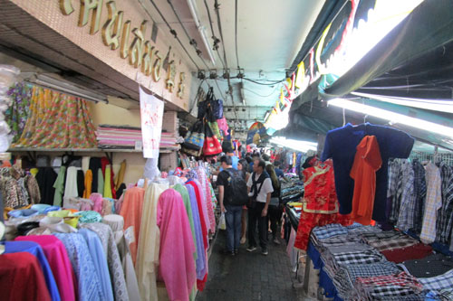 im Markt von Pathumwan