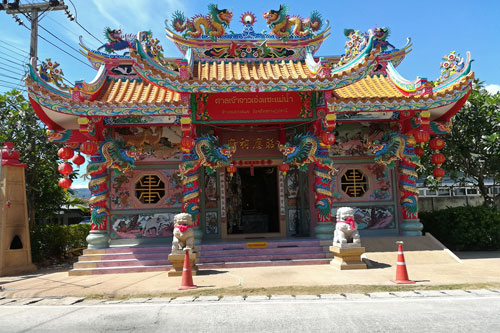 chinesischer Tempel in Maenam