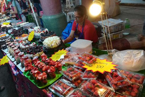 Nachtmarkt in Mae Nam