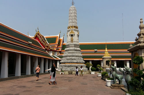 Wat Pho: im Tempelgelände
