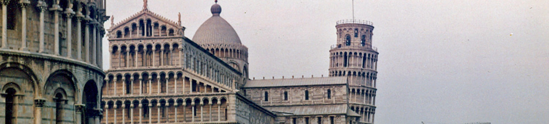 Kathedrale und schifer Turm